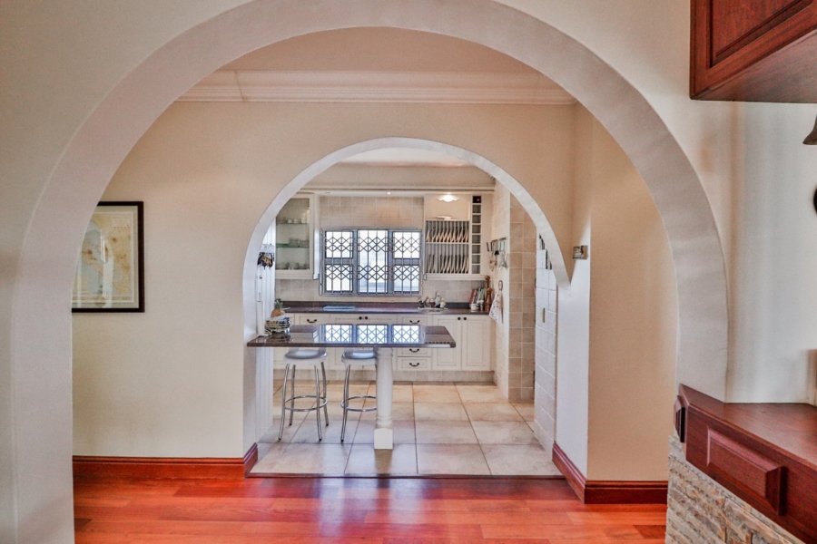7 Bedroom Property for Sale in Myburgh Park Western Cape